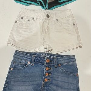 3 pieces of girl’s Shorts size M